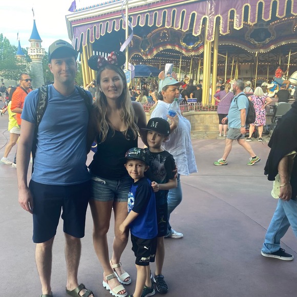 Meet your Posher, Andree-anne - Picture 1 of 1